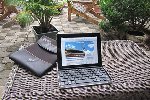 iPad with Zagg keyboard and Seattle Sport case