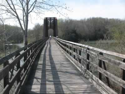 bridge spanning Sycamore Creek
