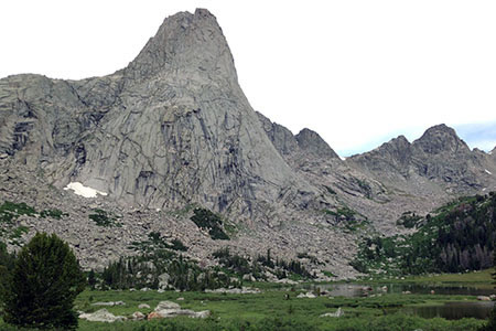 Pingora towers above the head of Lonesome Lake
